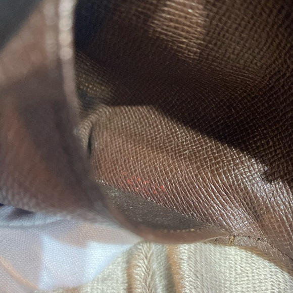 Louis Vuitton Damier Ebene key pouch - Picture 12 of 13